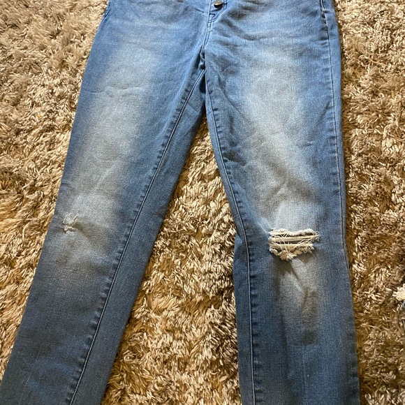 Skinny jeans - Picture 1 of 3